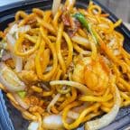 Best Mandarian Lo Mein in College Park, GA